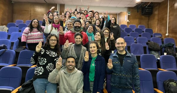 En Campus Recreo se desarrolló diálogo entre ONG María Acoge y carrera de Psicología UVM