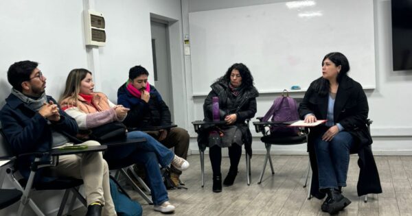 Carrera de Pedagogía en Educación Diferencial UVM organizó conversatorio sobre END