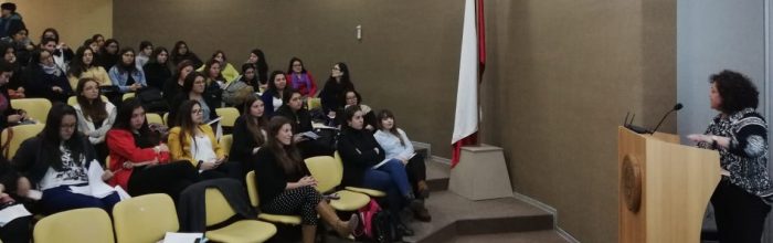 Coordinadora del programa UDAM UVM fue invitada a dar charla a Universidad Santo Tomás