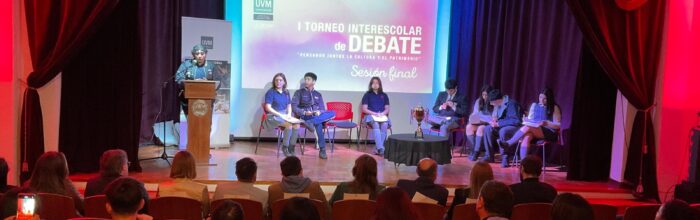 En Palacio Rioja se realizó el cierre del I Torneo de Debate Interescolar UVM