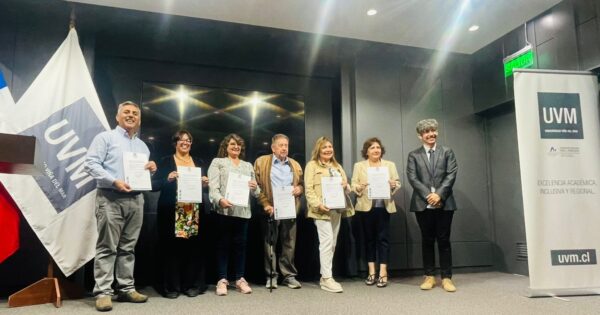 Carrera de Trabajo Social UVM certifica a estudiantes de la IV Escuela de Liderazgo Territorial