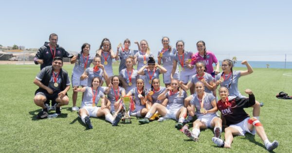 Seleccionado de Fútbol Damas UVM se coronó Campeón Nacional por primera vez en su historia