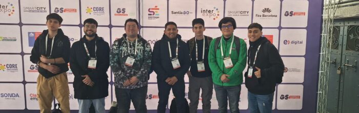 Estudiantes de Ingeniería Civil Informática UVM asistieron a Smart City Expo Santiago 2024